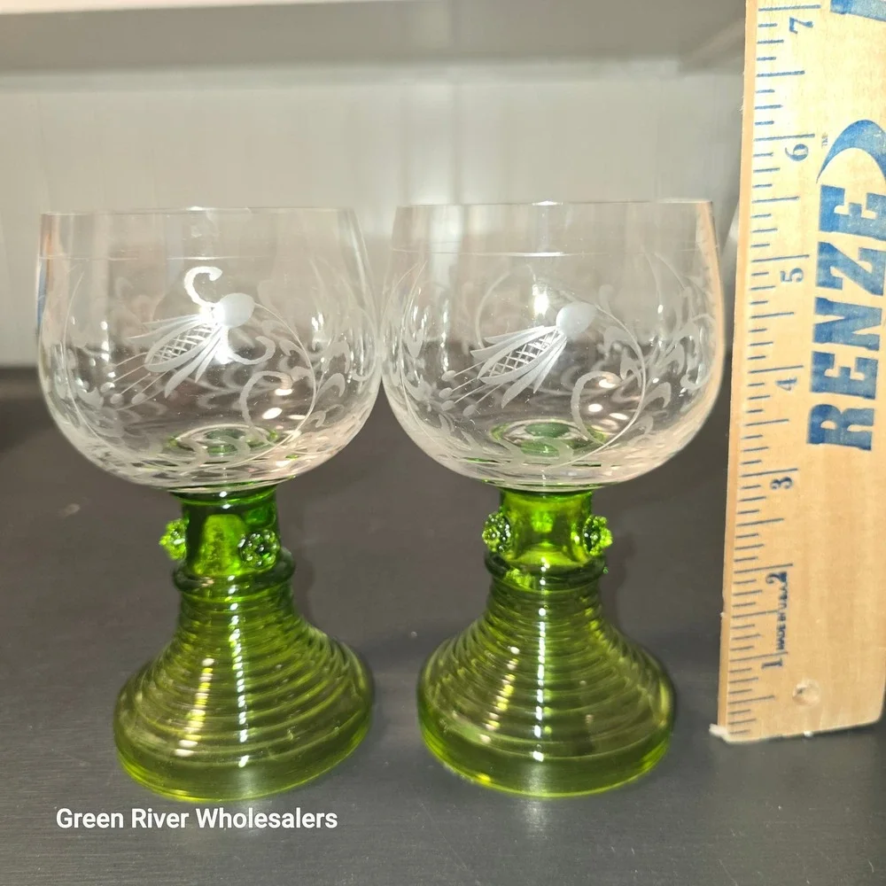 Vintage Etched Crystal Stemware Wine Glasses Green Pedestal Set‎ of 2 Swan Motif